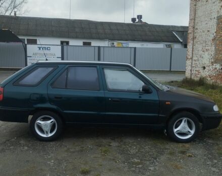 Зеленый Шкода Фелиция, объемом двигателя 1.3 л и пробегом 100 тыс. км за 1350 $, фото 1 на Automoto.ua