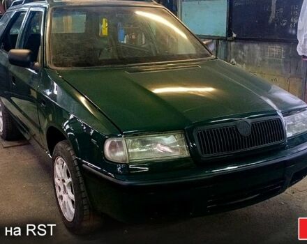 Зеленый Шкода Фелиция, объемом двигателя 1.6 л и пробегом 400 тыс. км за 2700 $, фото 1 на Automoto.ua