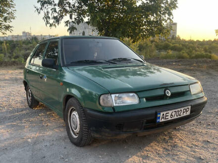 Шкода Фелиция 1994 в Кривом Роге на Automoto.ua Зеленый Шкода Фелиция, объемом двигателя 1.3 л и пробегом 250 тыс. км за 1300 $, фото 1 на Automoto.ua