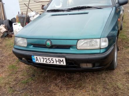 Зеленый Шкода Фелиция, объемом двигателя 1.4 л и пробегом 300 тыс. км за 1017 $, фото 1 на Automoto.ua