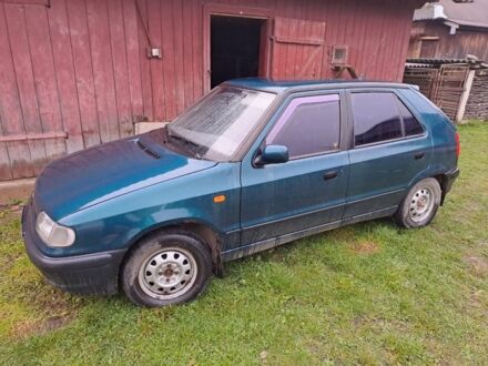 Зеленый Шкода Фелиция, объемом двигателя 1.3 л и пробегом 200 тыс. км за 1500 $, фото 1 на Automoto.ua