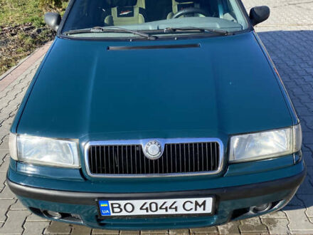 Зеленый Шкода Фелиция, объемом двигателя 1.3 л и пробегом 270 тыс. км за 2100 $, фото 1 на Automoto.ua