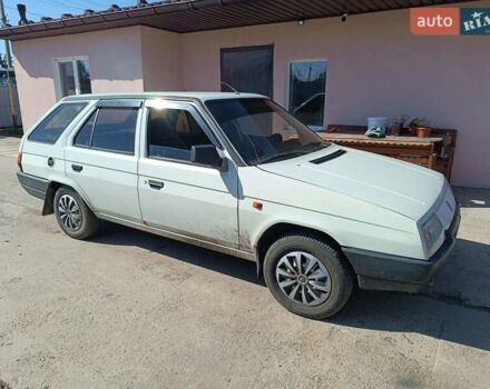 Білий Шкода Форман, об'ємом двигуна 1.3 л та пробігом 200 тис. км за 1800 $, фото 3 на Automoto.ua
