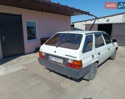 Білий Шкода Форман, об'ємом двигуна 1.3 л та пробігом 200 тис. км за 1800 $, фото 2 на Automoto.ua