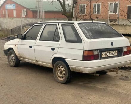 Белый Шкода Форман, объемом двигателя 0 л и пробегом 222 тыс. км за 353 $, фото 2 на Automoto.ua