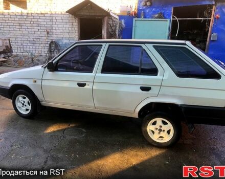 Білий Шкода Форман, об'ємом двигуна 1.3 л та пробігом 150 тис. км за 850 $, фото 4 на Automoto.ua