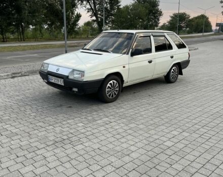 Белый Шкода Форман, объемом двигателя 1.3 л и пробегом 250 тыс. км за 1250 $, фото 1 на Automoto.ua