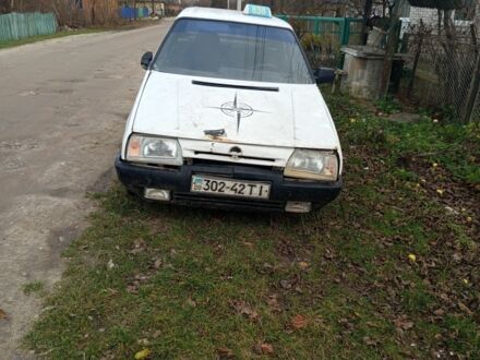 Белый Шкода Форман, объемом двигателя 0 л и пробегом 10 тыс. км за 355 $, фото 1 на Automoto.ua