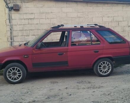 Красный Шкода Форман, объемом двигателя 0 л и пробегом 2 тыс. км за 1897 $, фото 1 на Automoto.ua