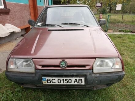 Шкода Форман 1994 у Дрогобичі на Automoto.ua Червоний Шкода Форман, об'ємом двигуна 1.3 л та пробігом 374 тис. км за 300 $, фото 1 на Automoto.ua