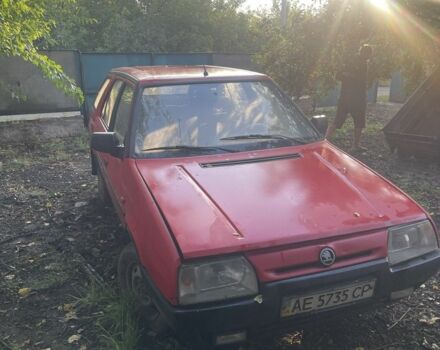 Красный Шкода Форман, объемом двигателя 1.3 л и пробегом 200 тыс. км за 1000 $, фото 1 на Automoto.ua