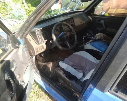 Синий Шкода Форман, объемом двигателя 1.3 л и пробегом 200 тыс. км за 450 $, фото 2 на Automoto.ua