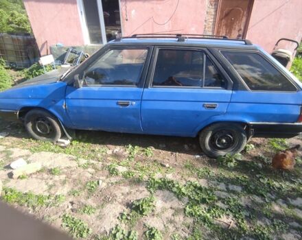 Синий Шкода Форман, объемом двигателя 1.3 л и пробегом 200 тыс. км за 450 $, фото 3 на Automoto.ua