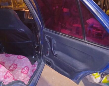 Синій Шкода Форман, об'ємом двигуна 1.3 л та пробігом 400 тис. км за 750 $, фото 17 на Automoto.ua