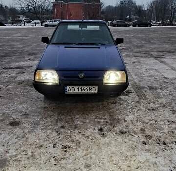 Синий Шкода Форман, объемом двигателя 1.3 л и пробегом 288 тыс. км за 1100 $, фото 1 на Automoto.ua