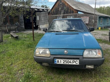 Шкода Форман 1993 у Києві на Automoto.ua Синій Шкода Форман, об'ємом двигуна 1.3 л та пробігом 230 тис. км за 1000 $, фото 1 на Automoto.ua
