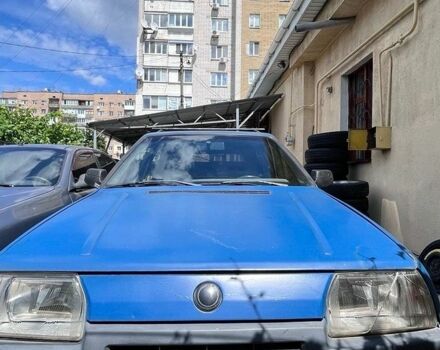 Синий Шкода Форман, объемом двигателя 1.3 л и пробегом 140 тыс. км за 1000 $, фото 1 на Automoto.ua