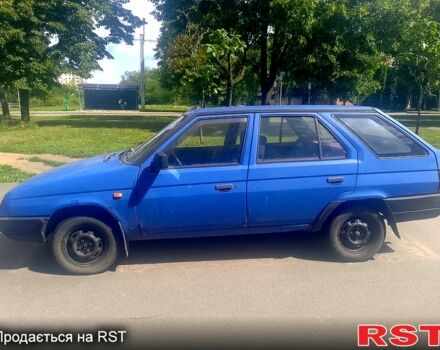 Синий Шкода Форман, объемом двигателя 1.3 л и пробегом 200 тыс. км за 700 $, фото 1 на Automoto.ua