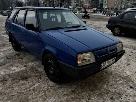 Синий Шкода Форман, объемом двигателя 1.3 л и пробегом 288 тыс. км за 1100 $, фото 1 на Automoto.ua