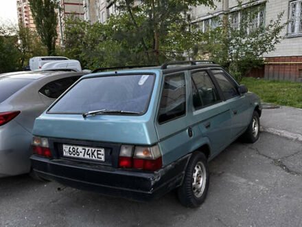 Шкода Форман 1994 у Києві на Automoto.ua Зелений Шкода Форман, об'ємом двигуна 1.3 л та пробігом 120 тис. км за 700 $, фото 1 на Automoto.ua