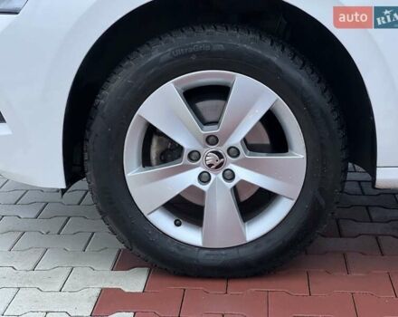 Белый Шкода KAMIQ, объемом двигателя 1.6 л и пробегом 62 тыс. км за 16500 $, фото 28 на Automoto.ua