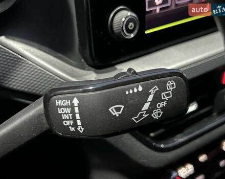 Белый Шкода KAMIQ, объемом двигателя 1.6 л и пробегом 62 тыс. км за 16500 $, фото 39 на Automoto.ua