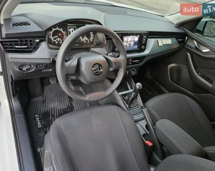 Білий Шкода KAMIQ, об'ємом двигуна 1.6 л та пробігом 52 тис. км за 18800 $, фото 24 на Automoto.ua