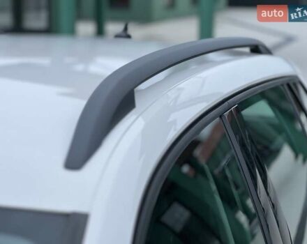 Белый Шкода KAMIQ, объемом двигателя 1.6 л и пробегом 62 тыс. км за 16500 $, фото 20 на Automoto.ua