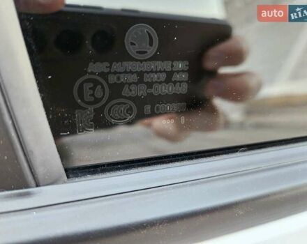 Білий Шкода KAMIQ, об'ємом двигуна 1.6 л та пробігом 52 тис. км за 18800 $, фото 79 на Automoto.ua