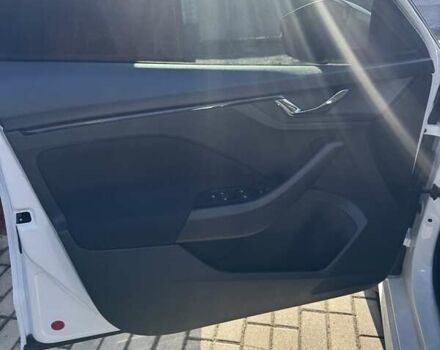 Білий Шкода KAMIQ, об'ємом двигуна 1.6 л та пробігом 52 тис. км за 17100 $, фото 7 на Automoto.ua