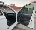 Білий Шкода KAMIQ, об'ємом двигуна 1.6 л та пробігом 52 тис. км за 18800 $, фото 28 на Automoto.ua