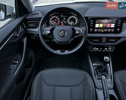 Белый Шкода KAMIQ, объемом двигателя 1.6 л и пробегом 62 тыс. км за 16500 $, фото 33 на Automoto.ua