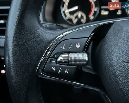 Белый Шкода KAMIQ, объемом двигателя 1.6 л и пробегом 62 тыс. км за 16500 $, фото 35 на Automoto.ua