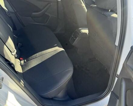 Білий Шкода KAMIQ, об'ємом двигуна 1.6 л та пробігом 52 тис. км за 17100 $, фото 8 на Automoto.ua