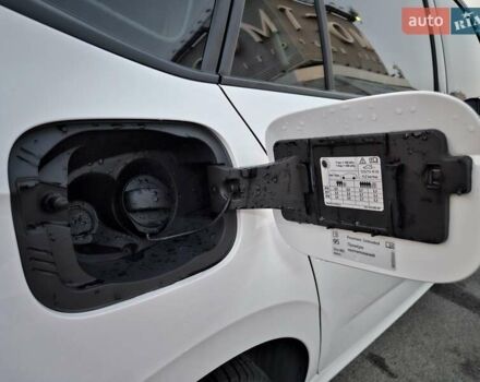 Білий Шкода KAMIQ, об'ємом двигуна 1.6 л та пробігом 52 тис. км за 18800 $, фото 84 на Automoto.ua