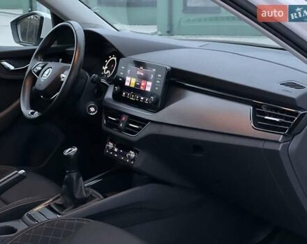 Белый Шкода KAMIQ, объемом двигателя 1.6 л и пробегом 62 тыс. км за 16500 $, фото 55 на Automoto.ua