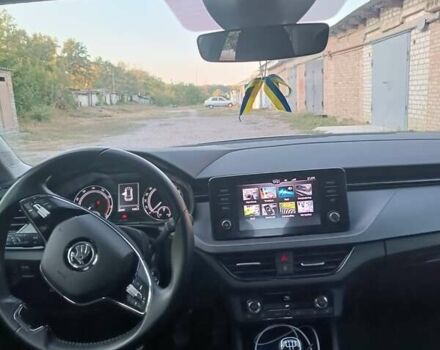 Белый Шкода KAMIQ, объемом двигателя 1.6 л и пробегом 11 тыс. км за 21368 $, фото 1 на Automoto.ua