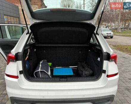 Белый Шкода KAMIQ, объемом двигателя 1.6 л и пробегом 18 тыс. км за 21000 $, фото 7 на Automoto.ua