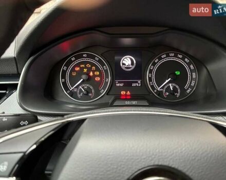 Белый Шкода KAMIQ, объемом двигателя 1.6 л и пробегом 18 тыс. км за 21000 $, фото 8 на Automoto.ua