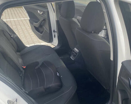 Белый Шкода KAMIQ, объемом двигателя 1.6 л и пробегом 38 тыс. км за 23000 $, фото 14 на Automoto.ua