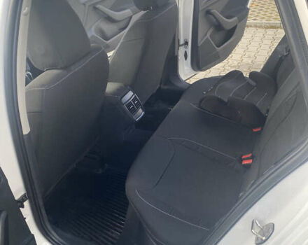 Белый Шкода KAMIQ, объемом двигателя 1.6 л и пробегом 38 тыс. км за 23000 $, фото 17 на Automoto.ua