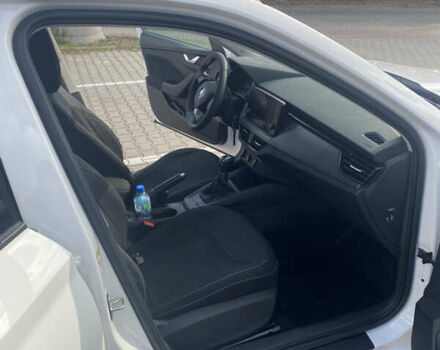 Белый Шкода KAMIQ, объемом двигателя 1.6 л и пробегом 38 тыс. км за 23000 $, фото 13 на Automoto.ua