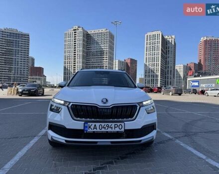 Белый Шкода KAMIQ, объемом двигателя 1.6 л и пробегом 15 тыс. км за 22500 $, фото 3 на Automoto.ua