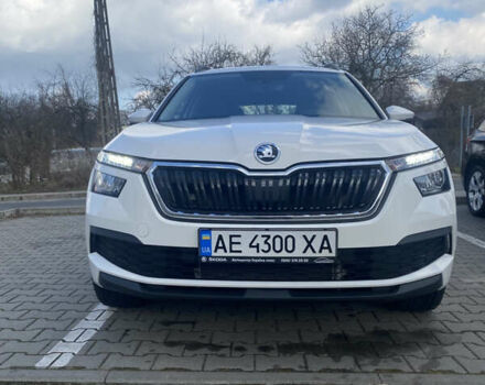 Белый Шкода KAMIQ, объемом двигателя 1.6 л и пробегом 38 тыс. км за 23000 $, фото 9 на Automoto.ua