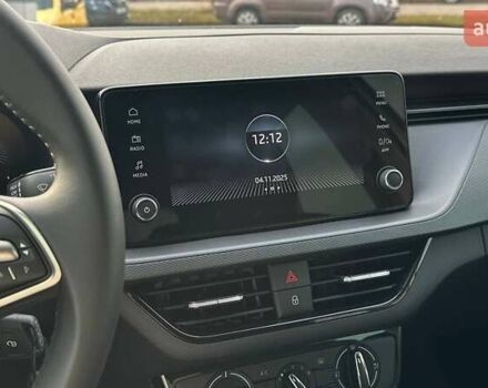 Белый Шкода KAMIQ, объемом двигателя 1 л и пробегом 15 тыс. км за 19800 $, фото 8 на Automoto.ua