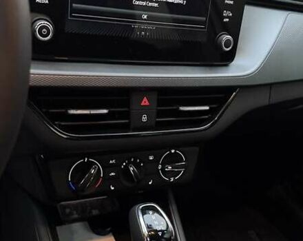 Шкода KAMIQ 2024 у Кременчуге на Automoto.ua Білий Шкода KAMIQ, об'ємом двигуна 1 л та пробігом 15 тис. км за 21000 $, фото 4 на Automoto.ua