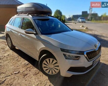 Белый Шкода KAMIQ, объемом двигателя 1.6 л и пробегом 28 тыс. км за 18400 $, фото 1 на Automoto.ua
