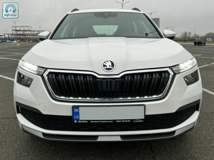 Шкода KAMIQ 2022 у Києві на Automoto.ua Білий Шкода KAMIQ, об'ємом двигуна 1.6 л та пробігом 13 тис. км за 21900 $, фото 1 на Automoto.ua