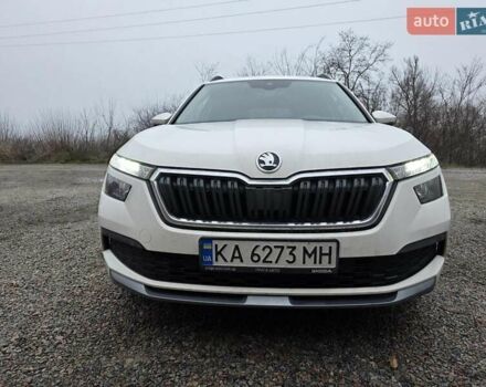 Белый Шкода KAMIQ, объемом двигателя 1.6 л и пробегом 61 тыс. км за 23500 $, фото 1 на Automoto.ua