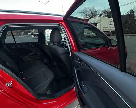 Червоний Шкода KAMIQ, об'ємом двигуна 1.6 л та пробігом 60 тис. км за 19900 $, фото 17 на Automoto.ua